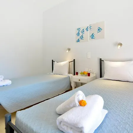 Lägenhetshotell Kalliopi Roda (Corfu)
